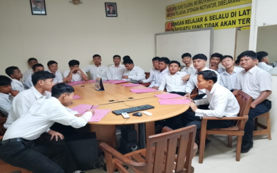 Siswa SMK NU 1 Adiwerna Ikuti Program Magang Kerja untuk Perkuat Kompetensi Dunia Industri